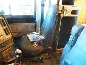1999 FREIGHTLINER FLD120 Used Seat Truck / Trailer Components for sale