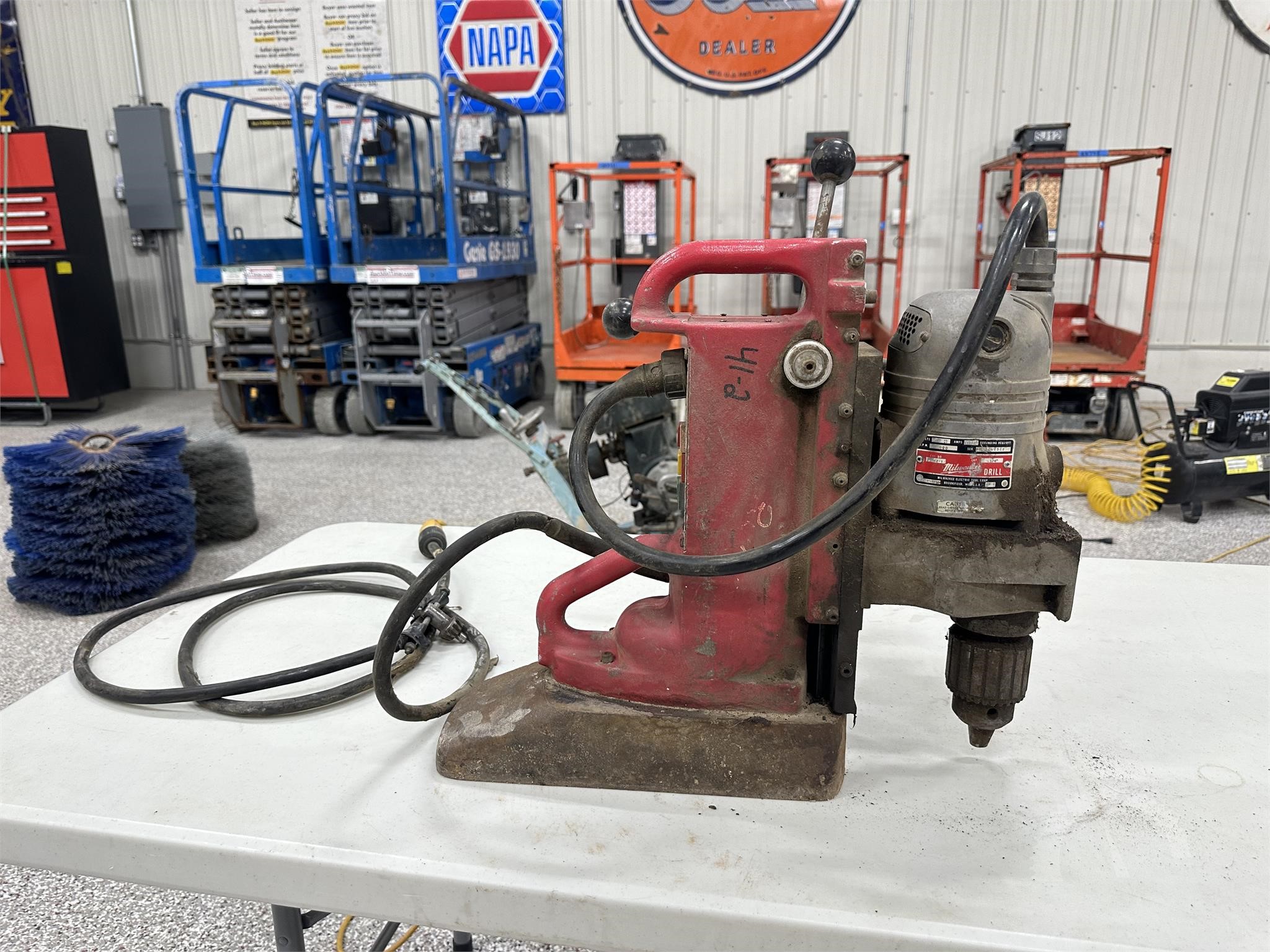 Shop / Warehouse Auction Results