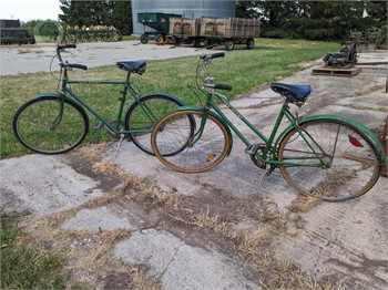 JOHN DEERE MENS & WOMENS BIKES Used Bicycles Collectibles auction results