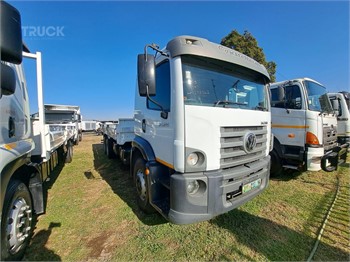 2018 VOLKSWAGEN 24.250 Gebraucht Pritschen LKW mit Bordwände zum verkauf