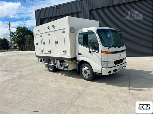 2001 HINO DUTRO Used Refrigerated Trucks for sale
