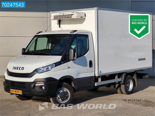 2018 IVECO DAILY 35C14 Used Transporter mit Kühlkoffer zum verkauf