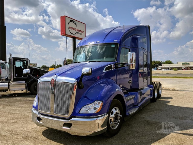 2020 Kenworth T680 For Sale In Houston Texas Truckpaper Com