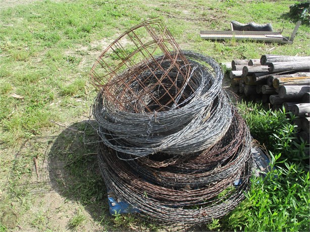 BARBED WIRE ASSORTED PALLET FULL Used Fencing Building Supplies auction results