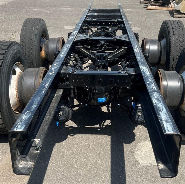KENWORTH T4 SERIES Used Cutoff Truck / Trailer Components for sale