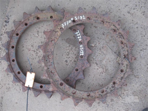 CATERPILLAR 323D - Used Undercarriage, Sprocket untuk dijual