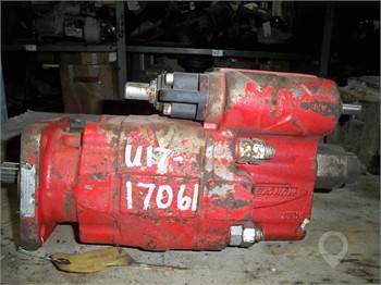 MUNCIE 4 BOLT Used Other Truck / Trailer Components for sale