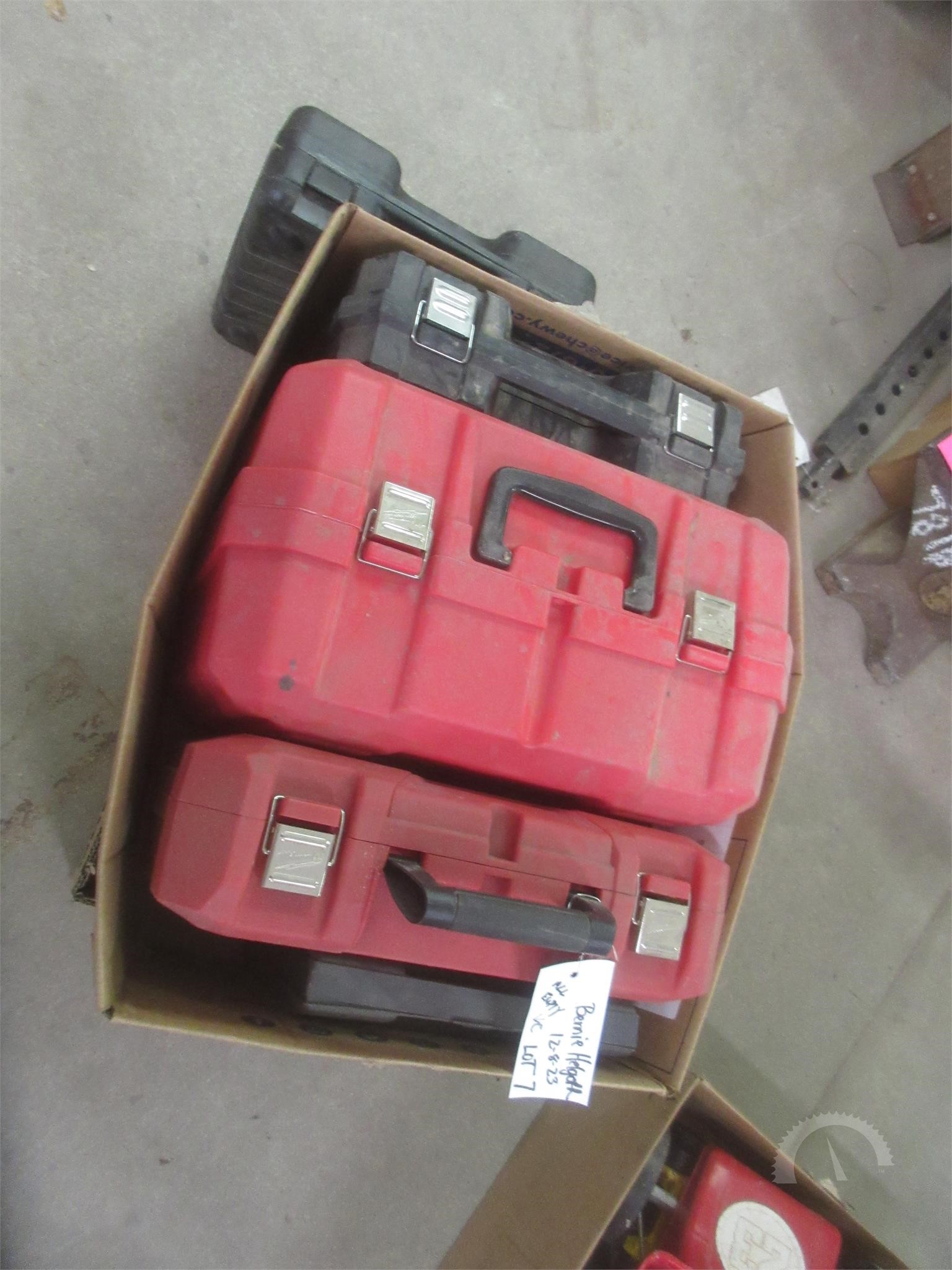 Tray of Tools, Husky Bag and Snap-On Bag - Roller Auctions