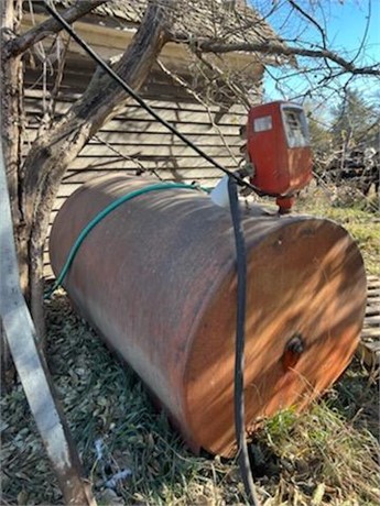 FUEL BARREL 500 GALLON WITH PUMP Used Storage Bins - Liquid/Dry auction results