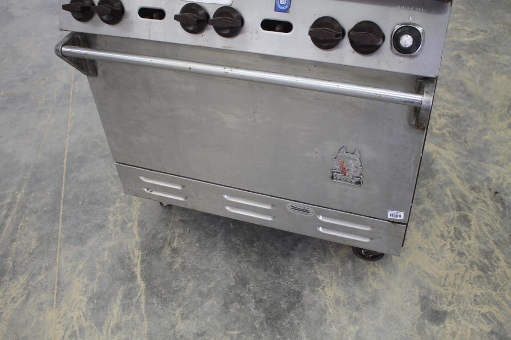 WOLF COMMERCIAL 6 BURNER GAS STOVE AND OVEN | SPENCER SALES