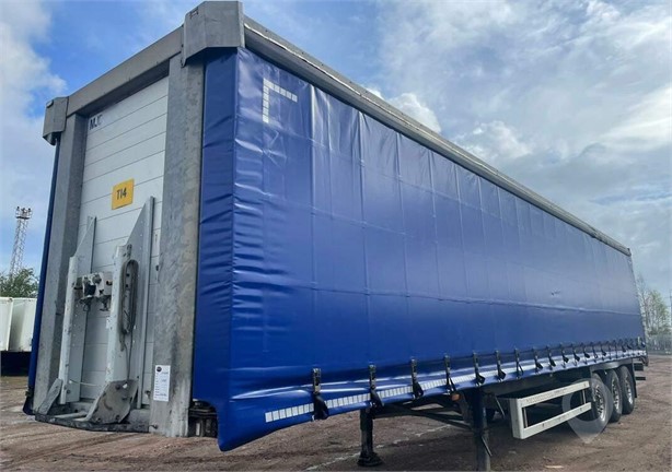 2010 SCHMITZ 2010 4M CURTAINSIDED TRAILER Used Curtain Side Trailers for sale