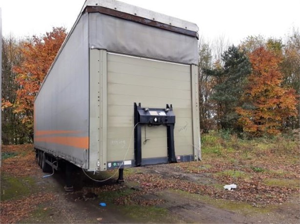 2010 SCHWARZMÜLLER TRI -AXLE Used Curtain Side Trailers for sale