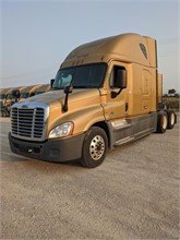 Freightliner Cascadia 125 Conventional Trucks W Sleeper For Sale 4 Listings Www Crstequipmentsales Com