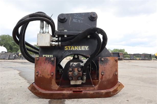 STANLEY HSX11125S Used Compactor for hire