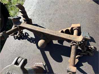 UNKNOWN ADJUSTABLE BUMPER HITCH Used Bumper Truck / Trailer Components upcoming auctions