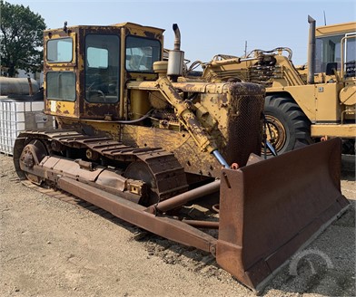 The New Cat D5 Dozer Everything You Need To Know Youtube