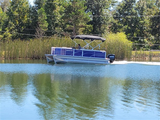 2023 LEXINGTON LEXINGTON 320HPT CRUISE TRI-TOON New Pontoon / Deck Boats for sale