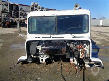 1993 FREIGHTLINER Used Cab Truck / Trailer Components for sale