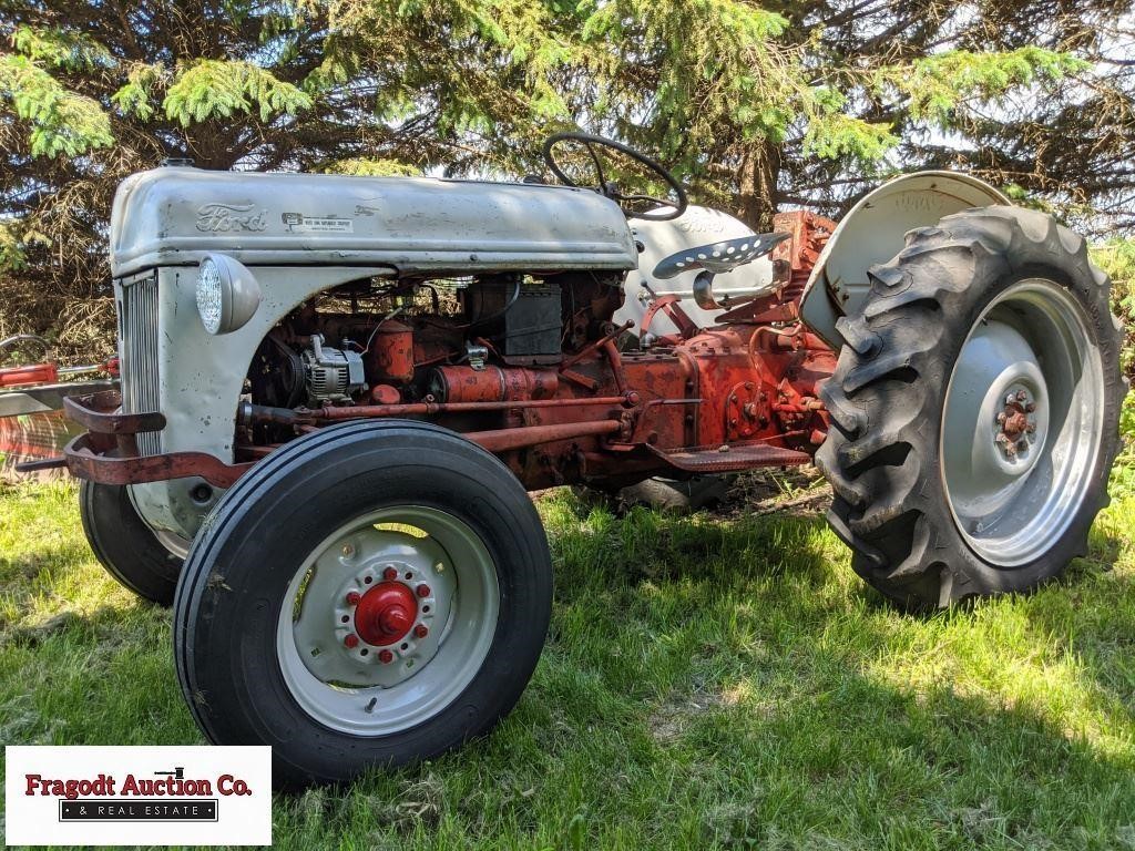 1950 Ford 8n Tractor Sn 12 Volt Conversio Fragodt Auction And Real Estate