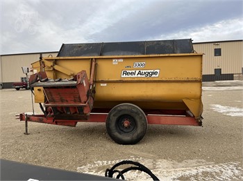 KNIGHT 3300 Feed/Mixer Wagon Other Equipment For Sale