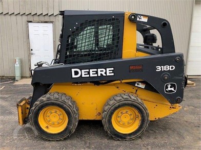 Deere 318d Auction Results 23 Listings Auctiontime Com Page 1 Of 1