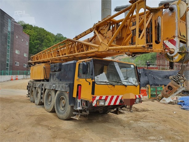 2000 LIEBHERR LTM1090-2 Used 全地形クレーン