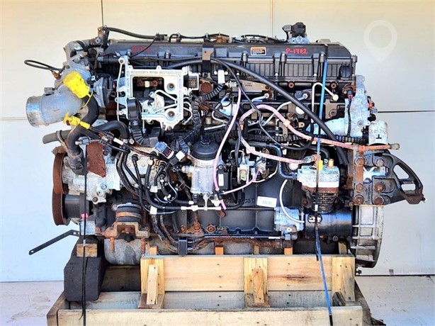 2016 INTERNATIONAL N13 Used Engine Truck / Trailer Components for sale