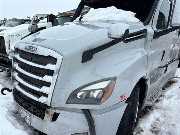 2020 FREIGHTLINER CASCADIA 126 Used Grill Truck / Trailer Components for sale
