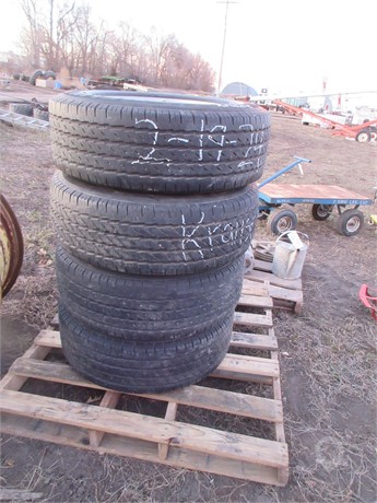 DODGE 8 BOLT WHEELS LT265/70R17 Used Wheel Truck / Trailer Components auction results