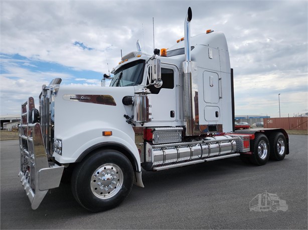 2014 KENWORTH T909 Used Prime Movers for sale