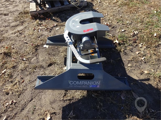 2019 B&W MANUFACTURING COMPANION 5TH WHEEL HITCH Used Fifth Wheel Truck / Trailer Components auction results