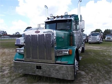 Used 1997 Peterbilt 379 Truck Tractor With Sleeper Loaded For Sale 89 800 Chicago Motor Cars Stock Vn432138