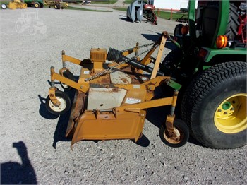 Old manual style rotary mower - Garden Items - Petoskey, Michigan