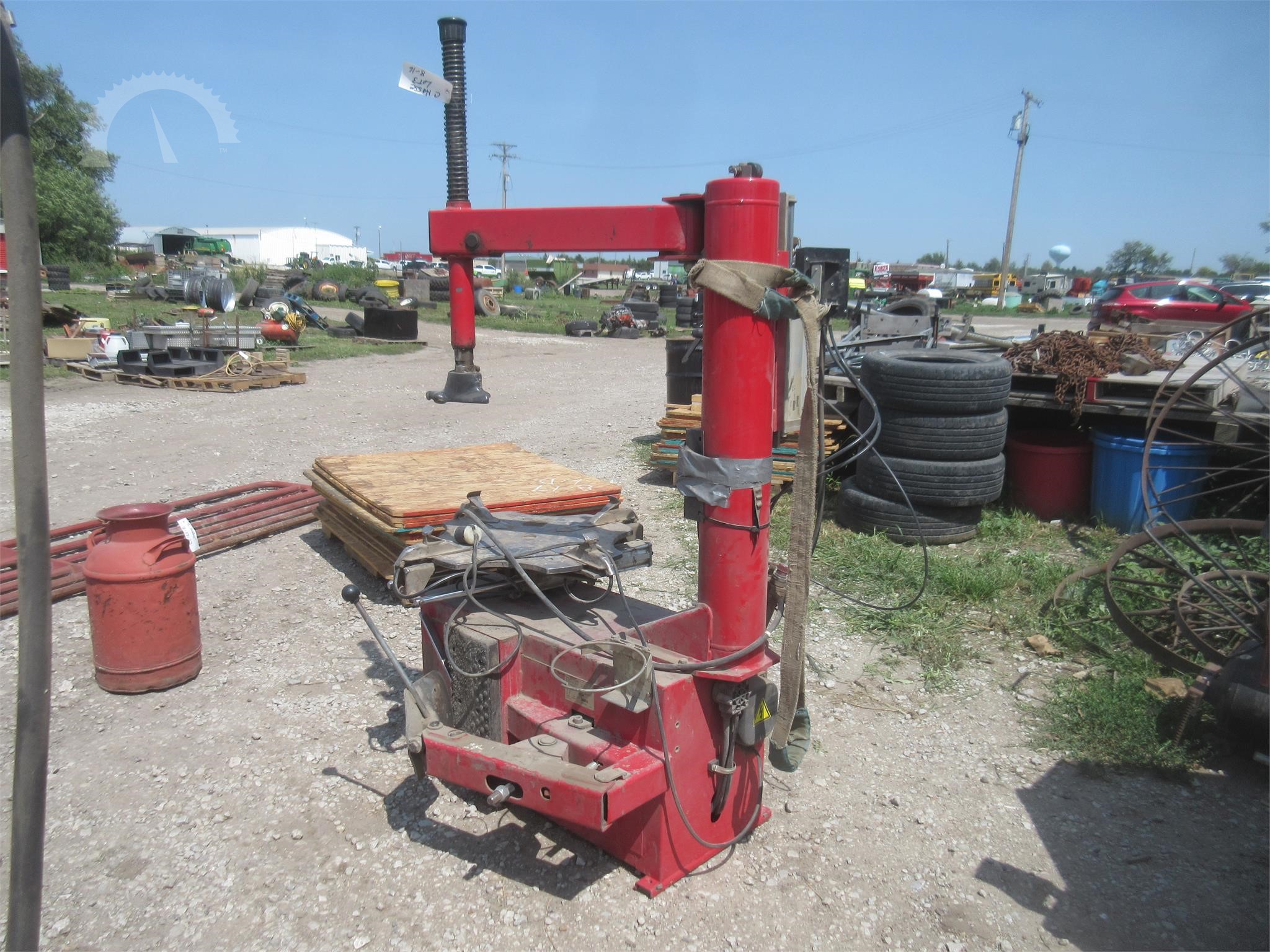Toter 96 gallon trash can - Missing wheels. - Matthews Auctioneers