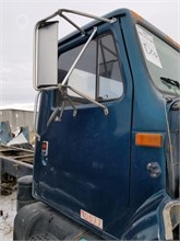 1990 INTERNATIONAL F-4900 Used Door Truck / Trailer Components for sale