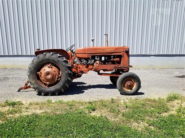 Allis Chalmers D17 tractor information