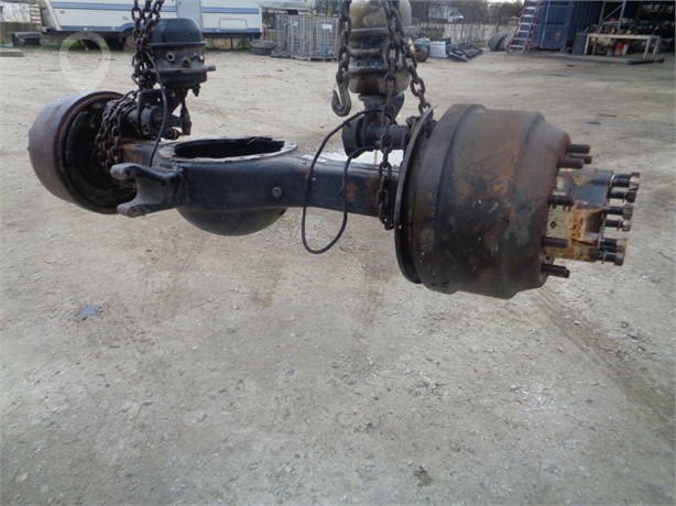 1998 VOLVO WG Used Axle Truck / Trailer Components for sale