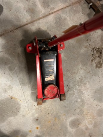 BIG RED FLOOR JACK Used Automotive Shop / Warehouse auction results