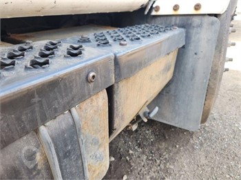 2006 CHEVROLET C7500 Used Battery Box Truck / Trailer Components for sale