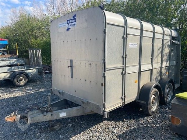 1900 IFOR WILLIAMS IFOR WILLIAMS Used Box Trailers for sale