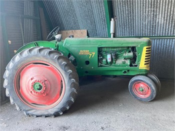 Classic Tractor Fever - A nicely restored Oliver Super 77 diesel