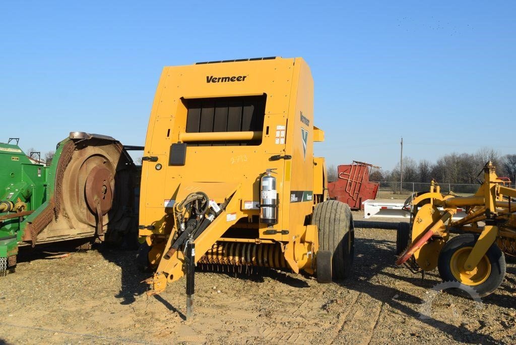 Round Balers Online Auctions