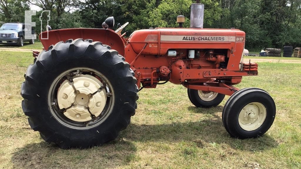 ALLIS-CHALMERS D17 Farm Equipment For Sale