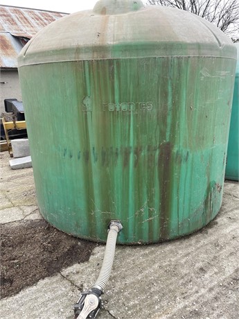 UNKNOWN 1500 GALLON POLY TANK Used Storage Bins - Liquid/Dry auction results