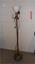 VINTAGE FLOOR LAMP Used Lamps Household Lighting Personal Property / Household items for sale