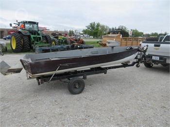 BOAT AND TRAILER FIBERGLASS WITH TRAILER Used Small Boats upcoming auctions