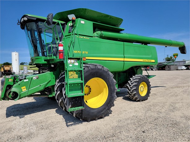 2011 JOHN DEERE 9870 STS Used Combines for sale