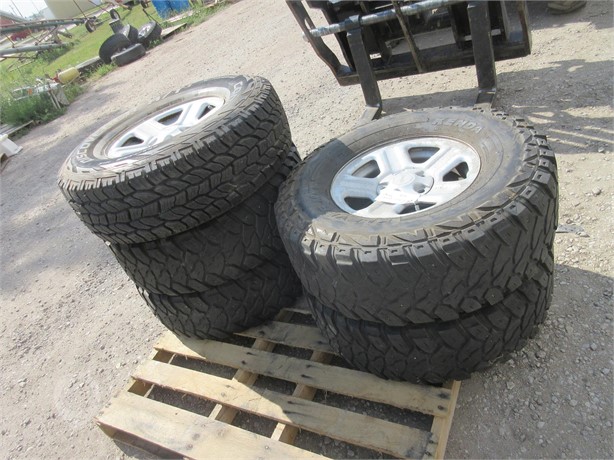 JEEP 265/75R16 Used Wheel Truck / Trailer Components auction results