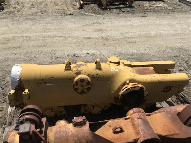 CATERPILLAR 9P6838 Used C-Frame for sale