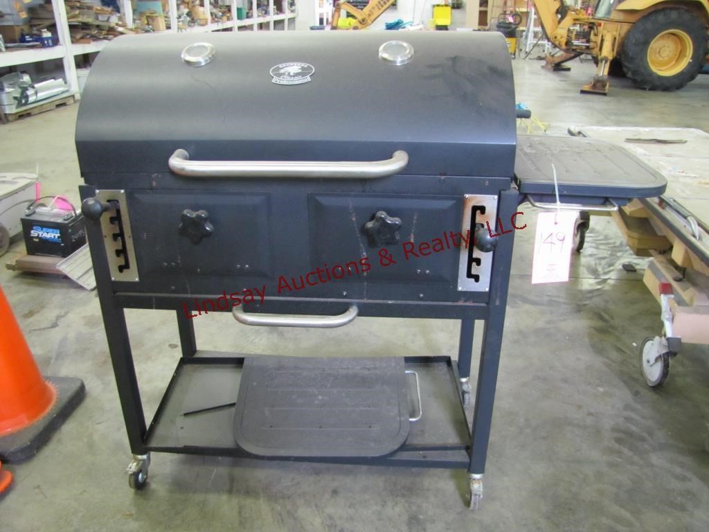 Backyard Classic Professional Grill On Wheels Lindsay Auction Service